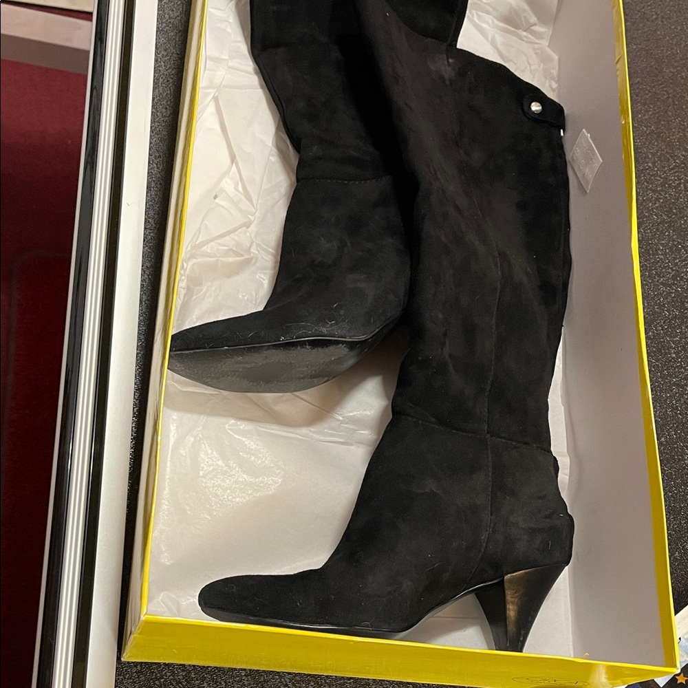 Elegant Black Suede Knee High Zippered Circa Joan & David Women's 6.5 Boots